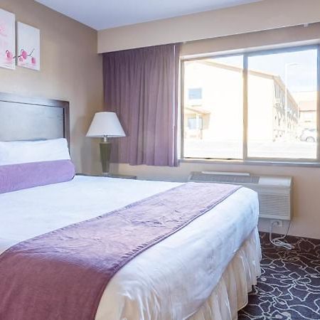 Red Garter Hotel & Casino By Red Lion Hotels West Wendover Buitenkant foto